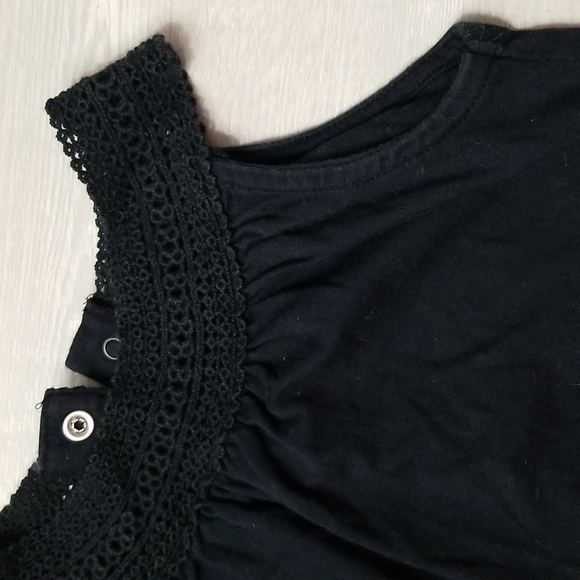 Like new 2 pc stylish set size 24 m - Picture 3 of 9